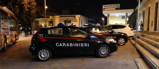 Aggredisce carabiniere in zona stazione, arrestato e subito rilasciato